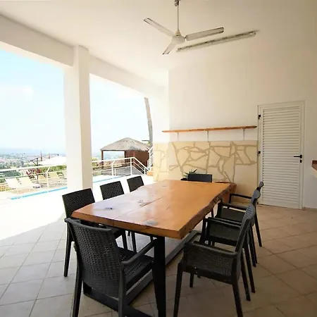 Pegia View 5 *